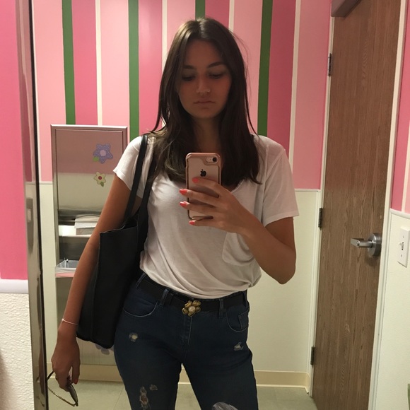 Meet your Posher, Zoe - Picture 1 of 1